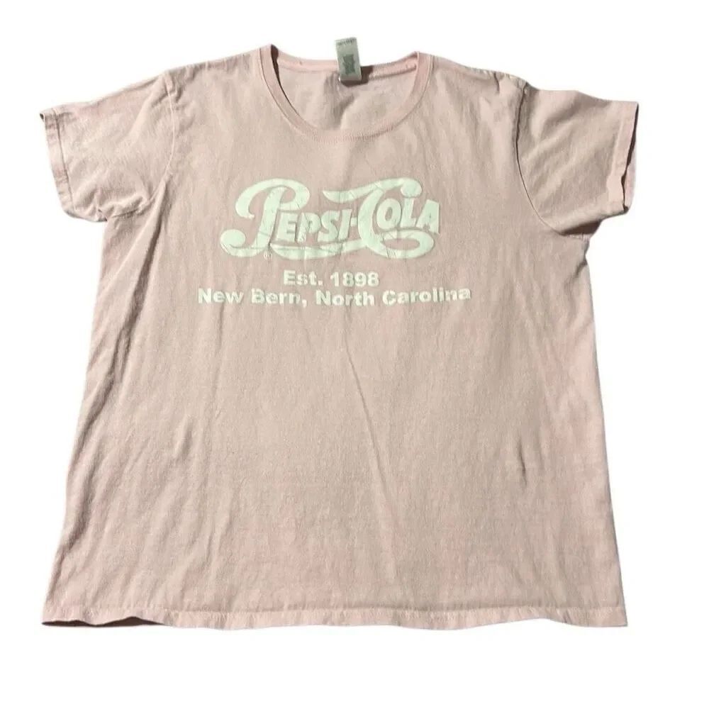 Pepsi Cola pink graphic tshirt L
